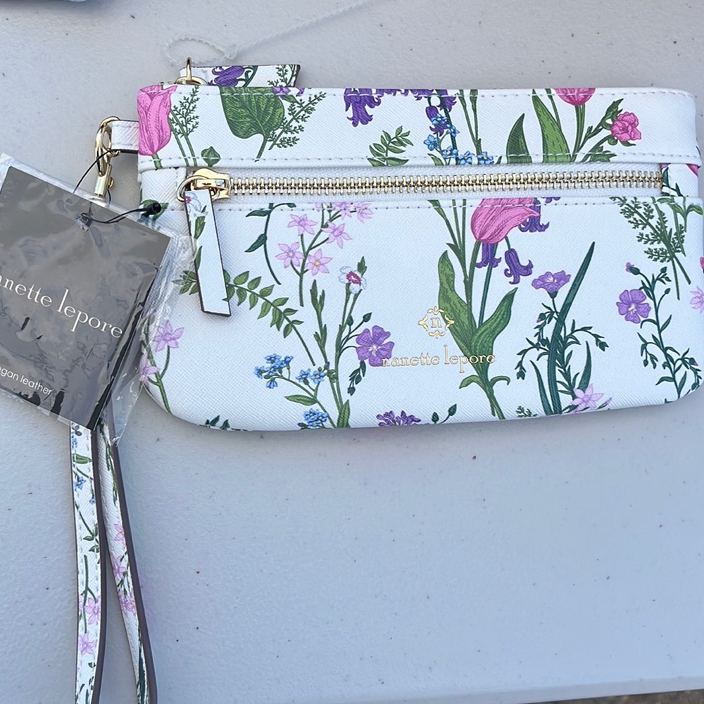 Garden floral Molie Tech Wristlet